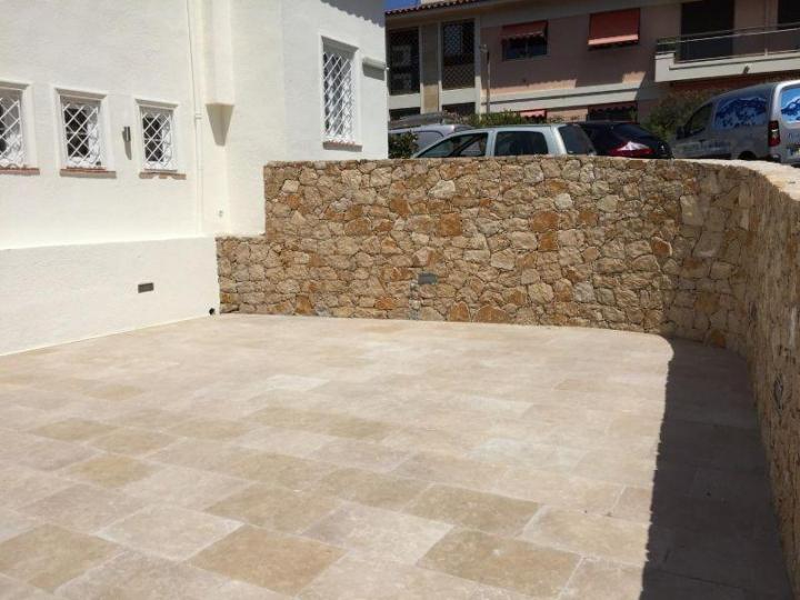 Murs en pierre Cannes