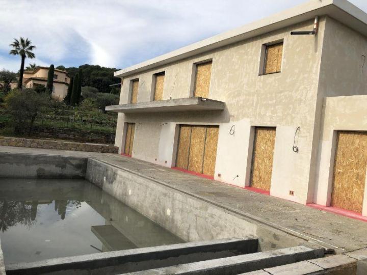 Construction piscine Cannes