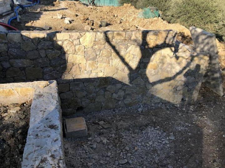 Construction de murs en pierre Cannes